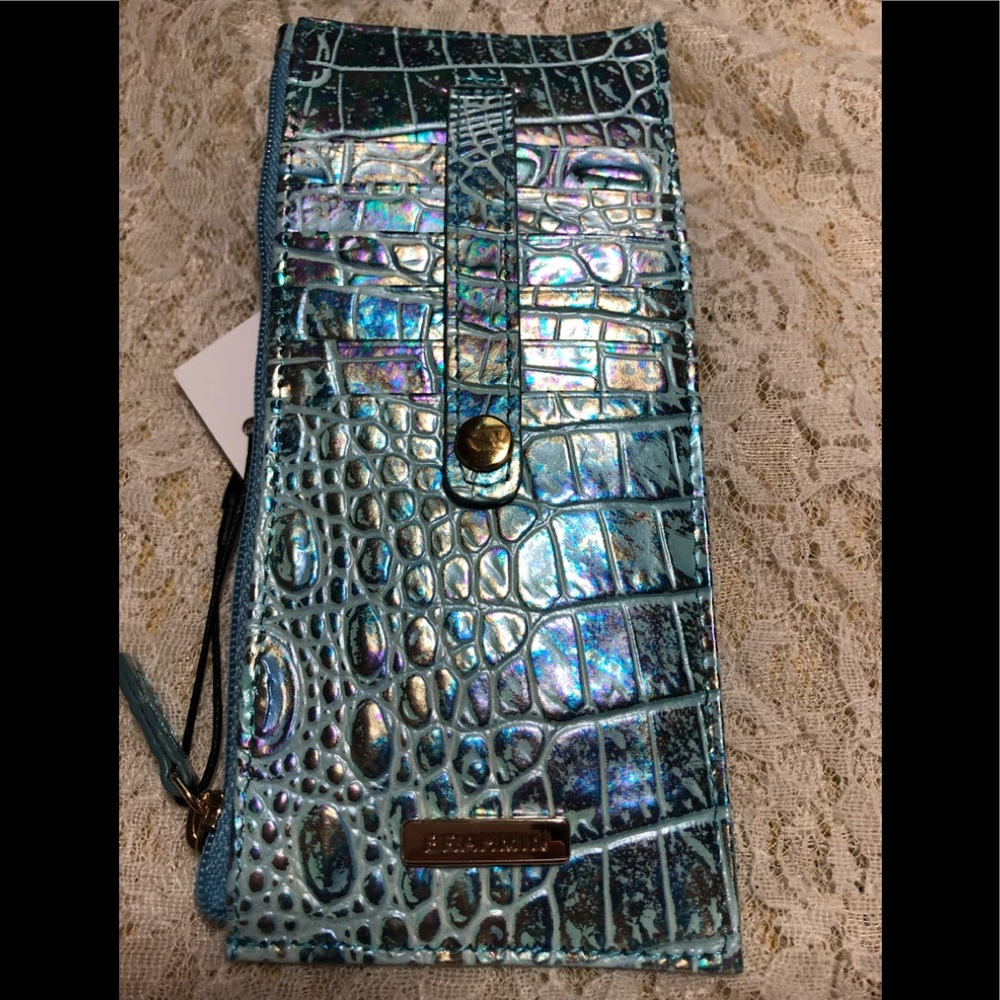 **FIRM** NWT BRAHMIN WONDERLAND IRIDESCENT CREDIT CARD WALLET.. gorgeous